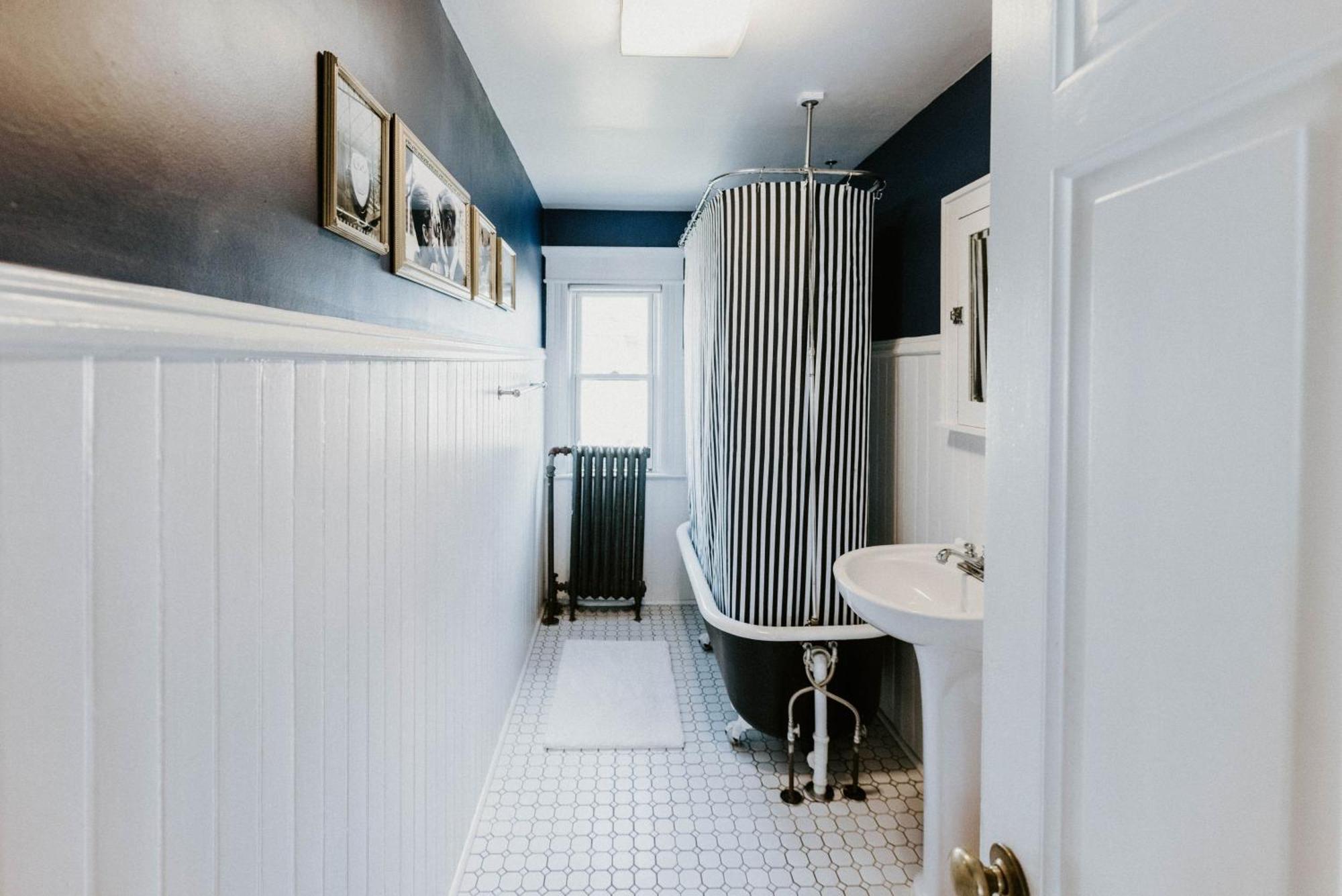 Ferienwohnung Retro Gem Box Victorian Steps From Irvine Park Saint Paul Exterior foto